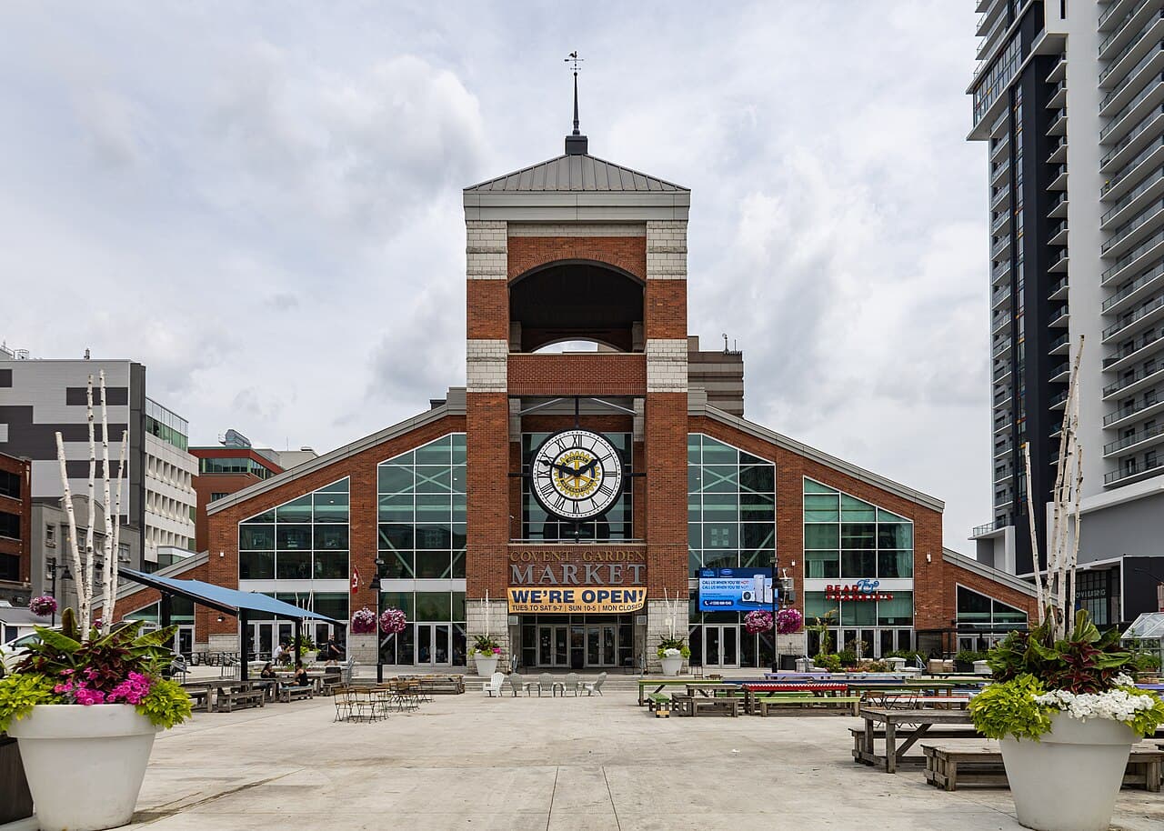 London landmark - Covent Garden Market & Victoria Park